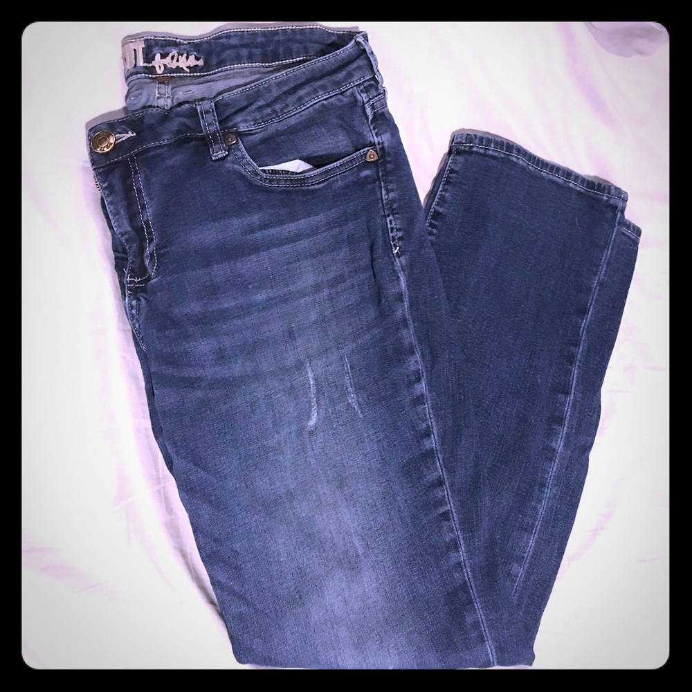 Kut from the Kloth straight leg jeans